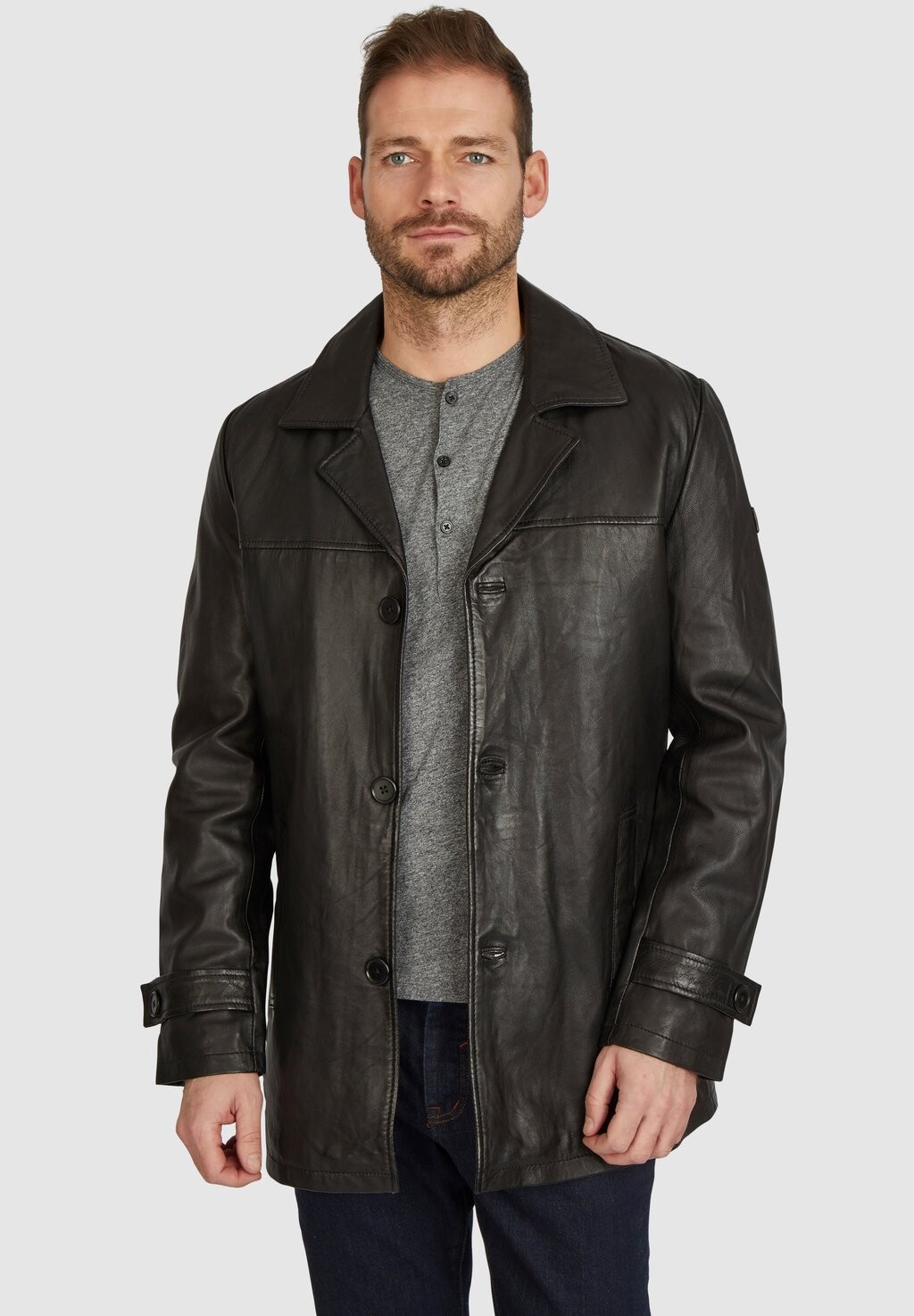 Полупальто PAOLO bugatti, цвет schwarz
Полупальто PAOLO bugatti, цвет schwarz