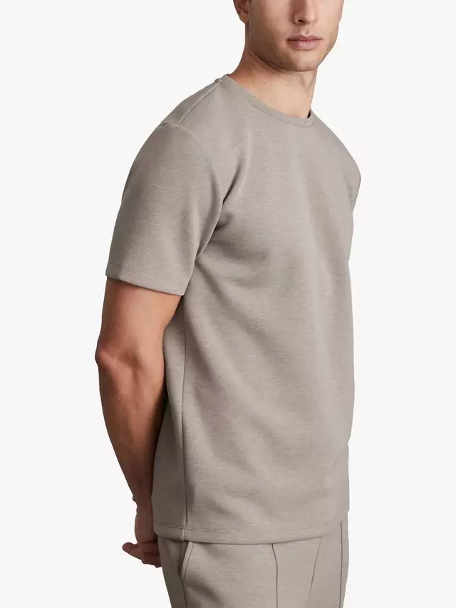 Футболка Reiss Bradley Short Sleeve Interlock Crew, цвет taupe, Коричневый, Футболка Reiss Bradley Short Sleeve Interlock Crew, цвет taupe
Футболка Reiss Bradley Short Sleeve Interlock Crew, цвет taupe, Коричневый, Футболка Reiss Bradley Short Sleeve Interlock Crew, цвет taupe