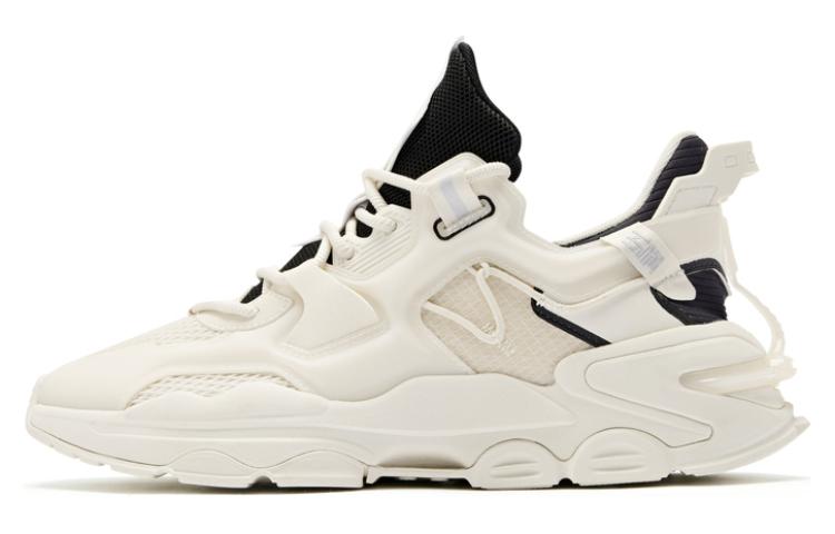 QIAODAN Амортизирующие противоскользящие низкие массивные кроссовки мужские белые черные
QIAODAN Амортизирующие противоскользящие низкие массивные кроссовки мужские белые черные