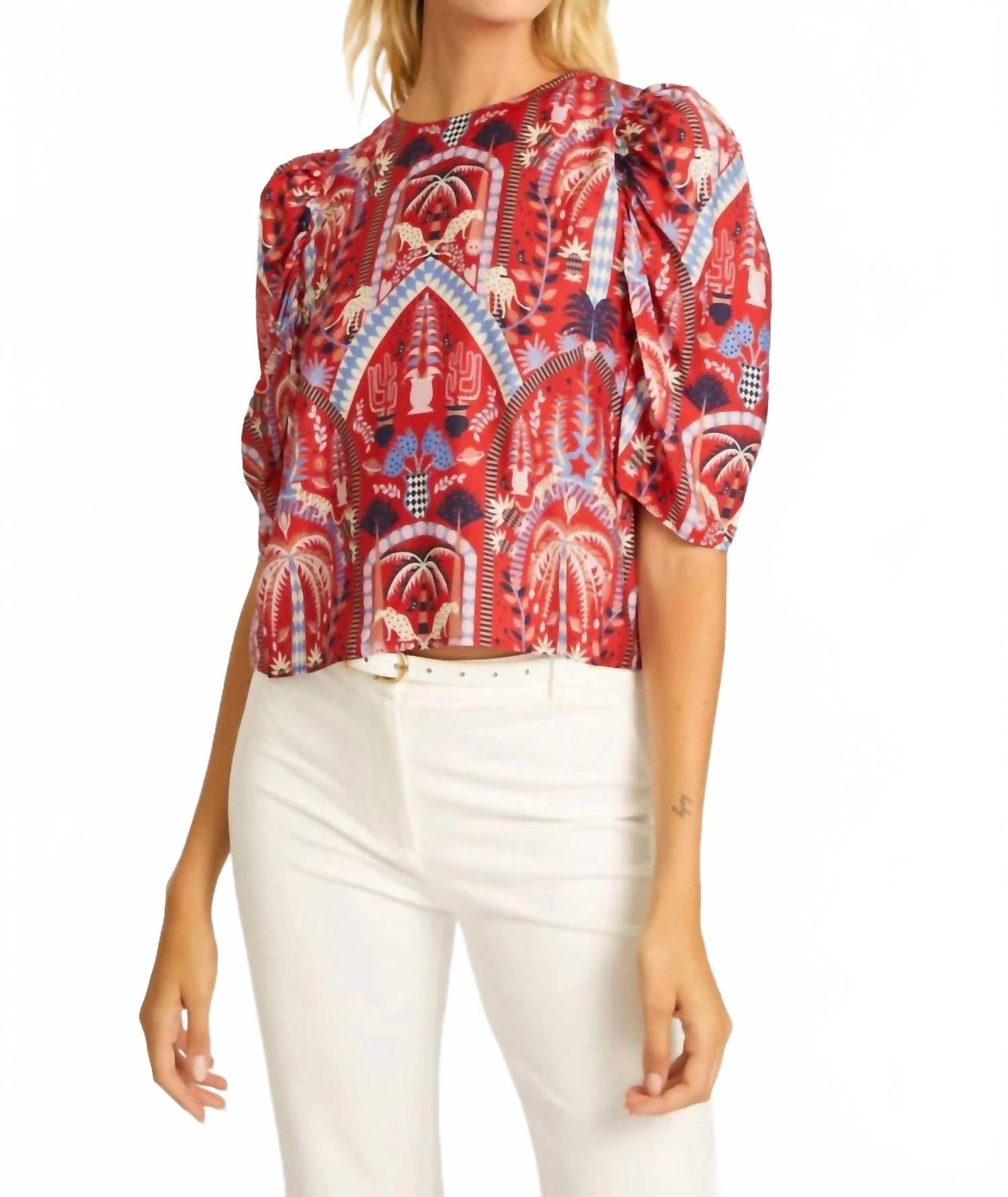 Топ Robine в тропическом рубиновом цвете CABALLERO, Ruby Tropics
Топ Robine в тропическом рубиновом цвете CABALLERO, Ruby Tropics