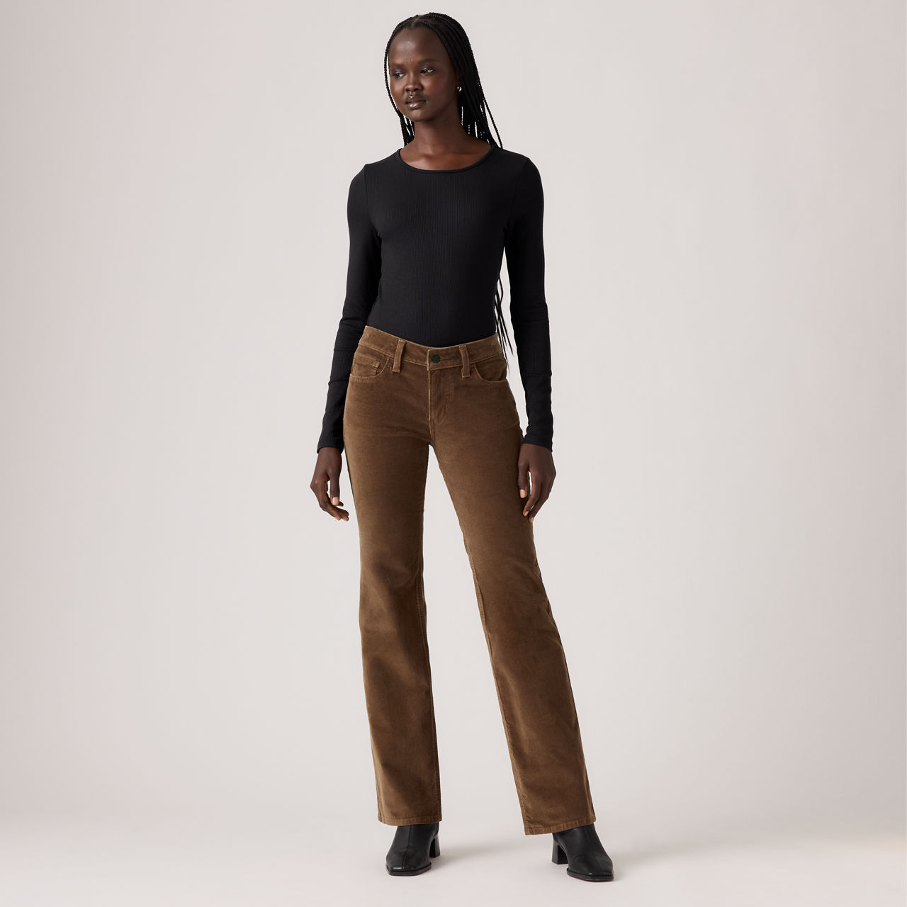 Женские вельветовые брюки Superlow Bootcut Levi's, Carafe - Brown
Женские вельветовые брюки Superlow Bootcut Levi's, Carafe - Brown