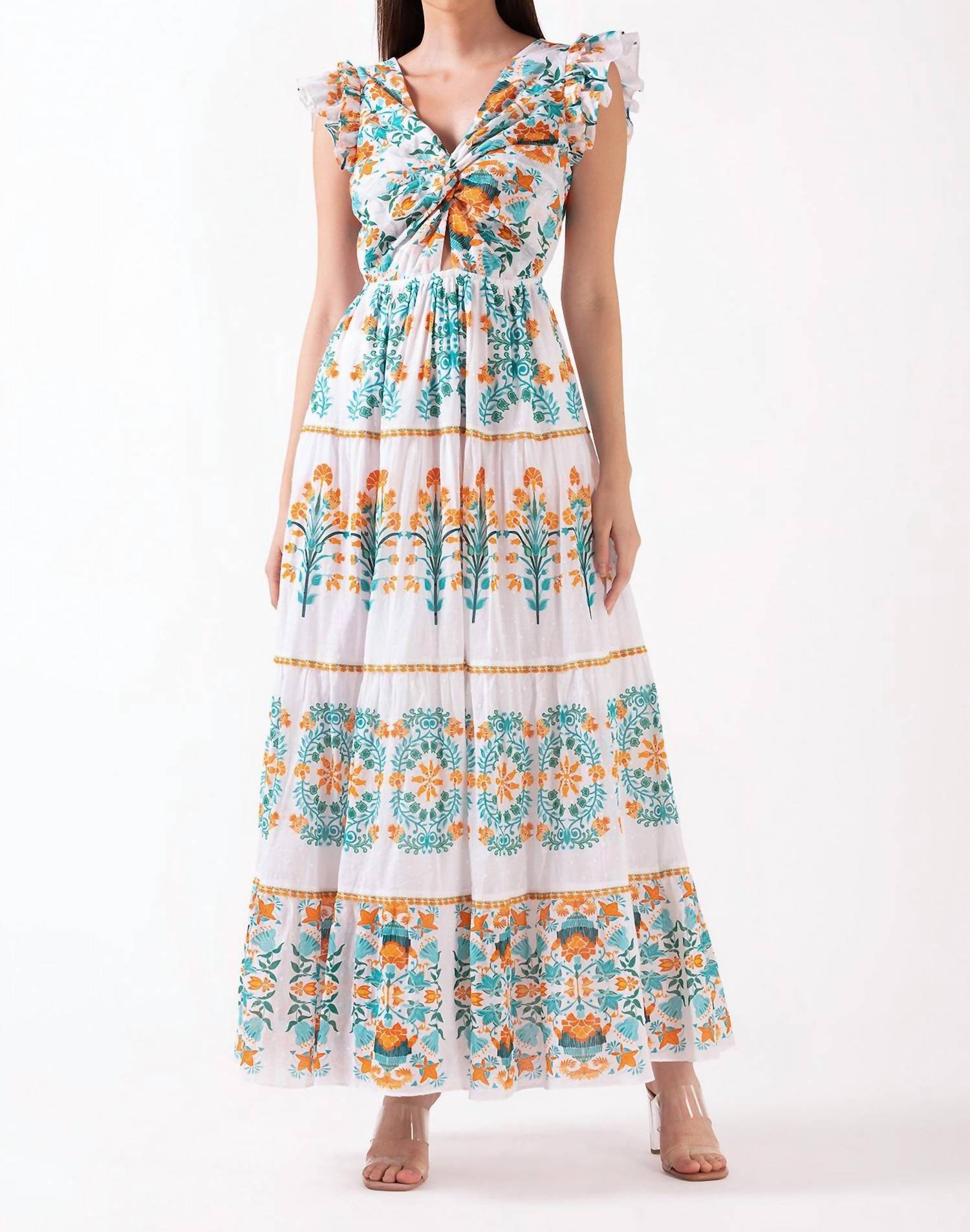 Флавиан макси-платье в белом Celina Moon
Флавиан макси-платье в белом Celina Moon