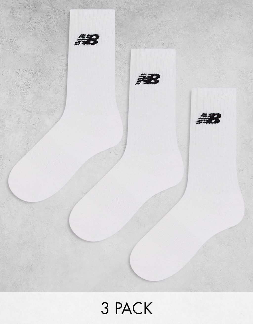 Набор из 3 белых носков с логотипом New Balance
Набор из 3 белых носков с логотипом New Balance