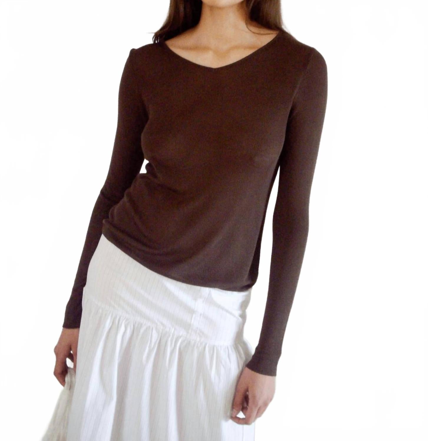 Трикотажный топ с длинным рукавом в темно-коричневом цвете Deiji Studios
Трикотажный топ с длинным рукавом в темно-коричневом цвете Deiji Studios