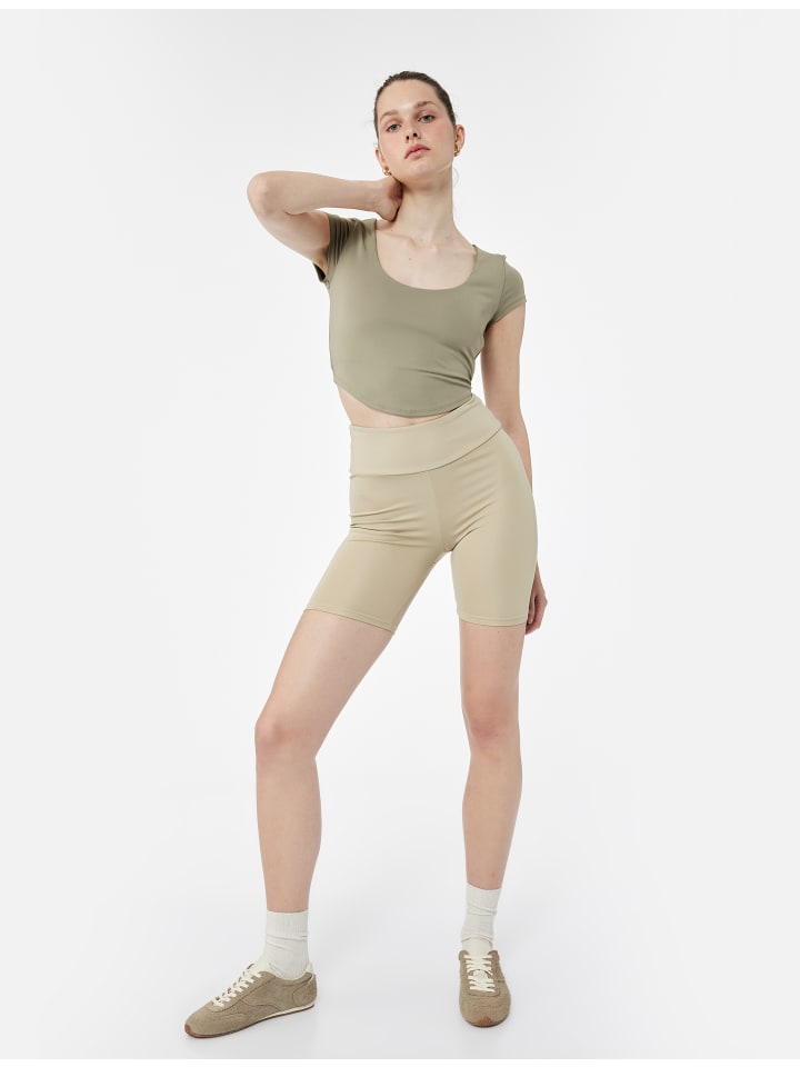 Футболка СС цвета хаки KOTON
Футболка СС цвета хаки KOTON