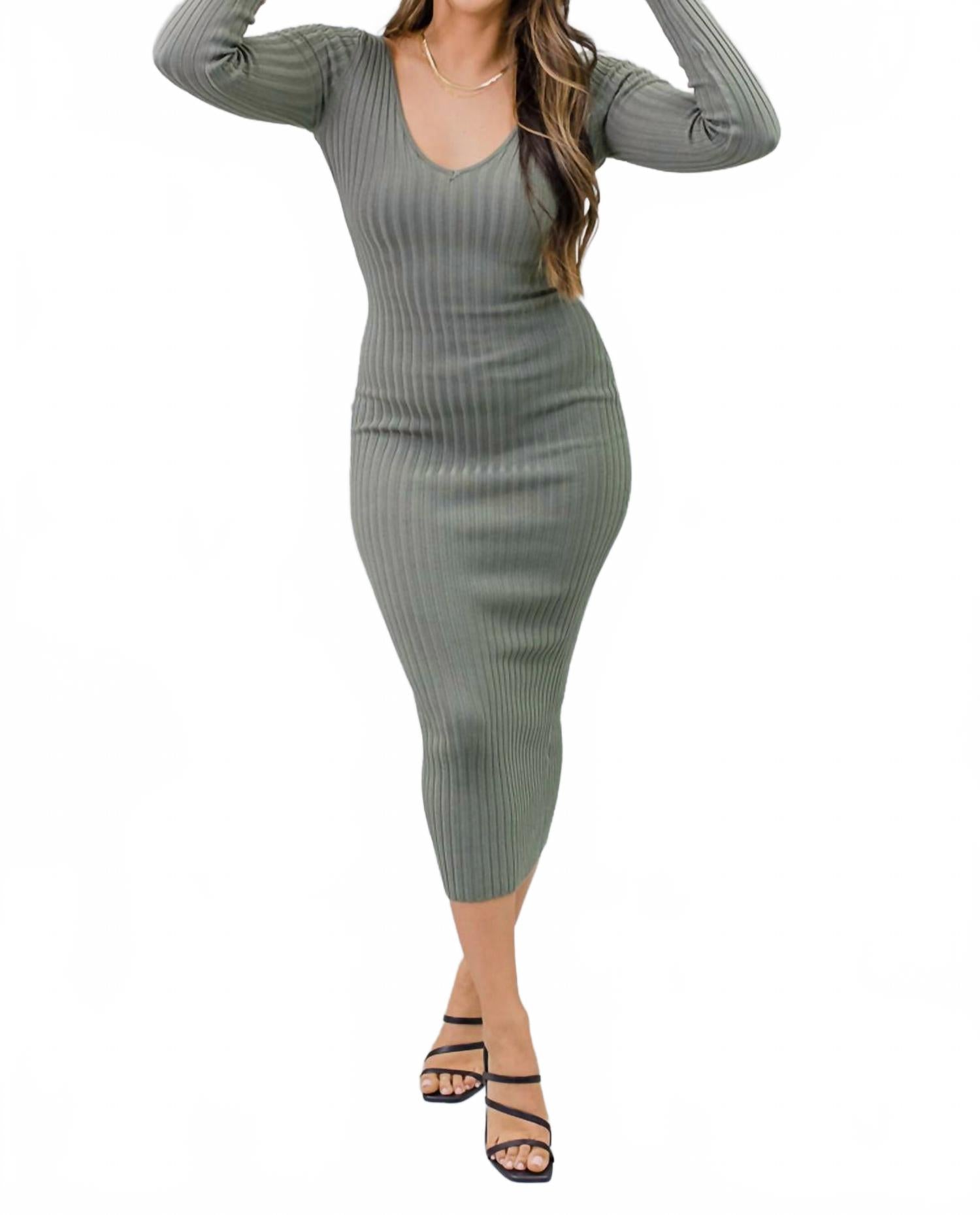 Соблазнительное платье Allure с рельефной вязкой в цвете мох Hera Collection, Moss
Соблазнительное платье Allure с рельефной вязкой в цвете мох Hera Collection, Moss