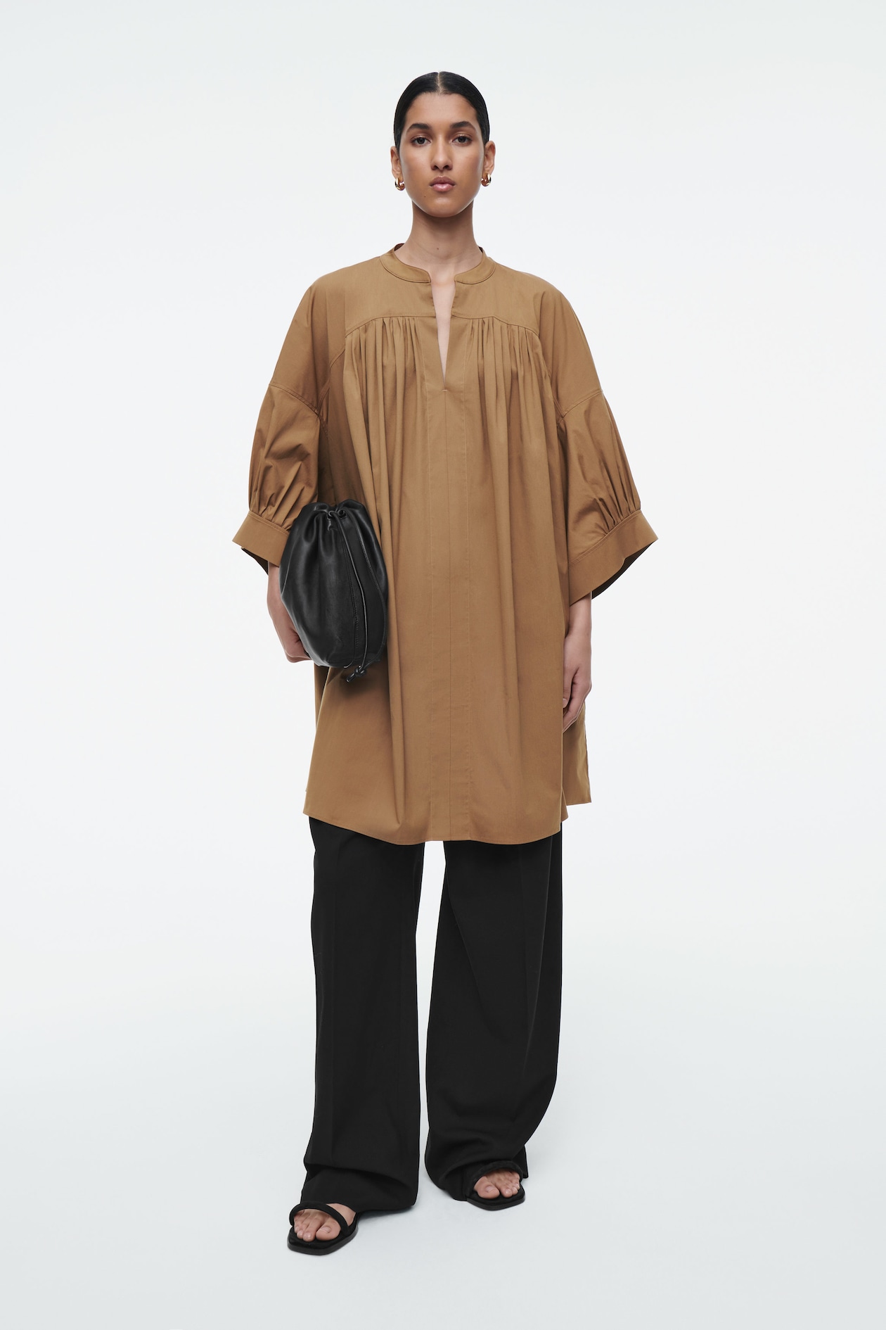 Плиссированное мини-платье-туника COS, светло-коричневый
Плиссированное мини-платье-туника COS, светло-коричневый