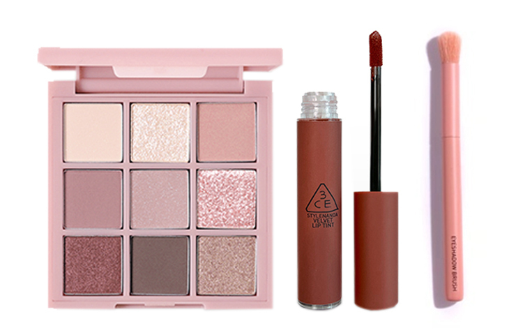 Набор для макияжа Jiugongge 3CE
Набор для макияжа Jiugongge 3CE