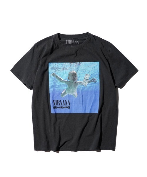 Футболка с принтом "Nirvana" и изображением Курта Кобейна
Футболка с принтом "Nirvana" и изображением Курта Кобейна