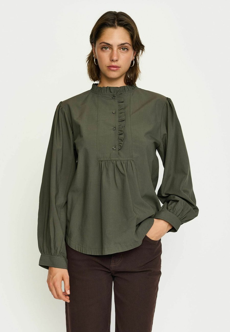 Блуза Soft Rebels TIFFANY, Chimera/Dark Green
Блуза Soft Rebels TIFFANY, Chimera/Dark Green