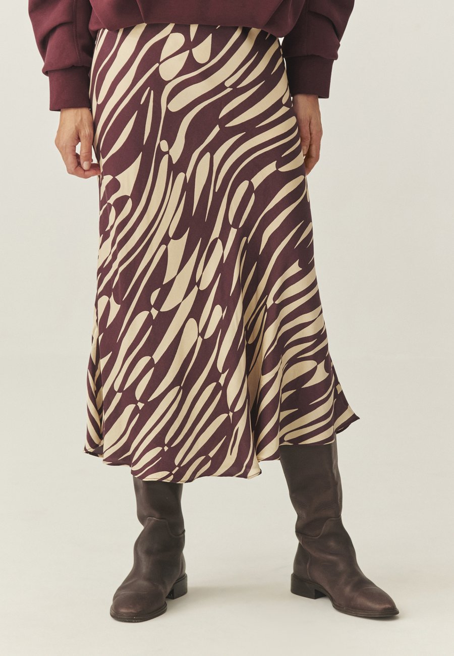 Юбка TATUUM A-line skirt, Red
Юбка TATUUM A-line skirt, Red