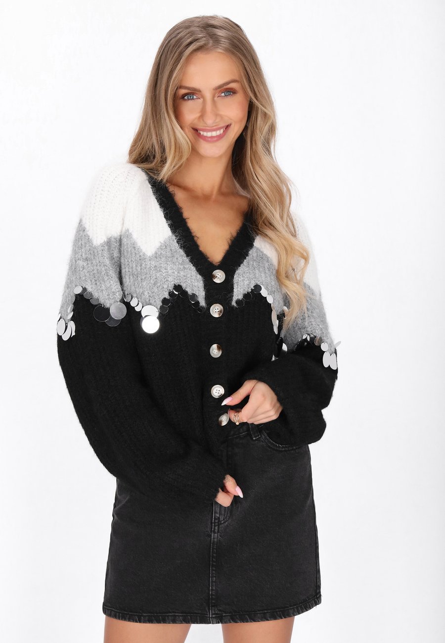 Кардиган IZIA Cardigan, Black Grey/Black
Кардиган IZIA Cardigan, Black Grey/Black