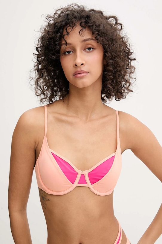 Купальный бюстгальтер Hugo, оранжевый
Купальный бюстгальтер Hugo, оранжевый