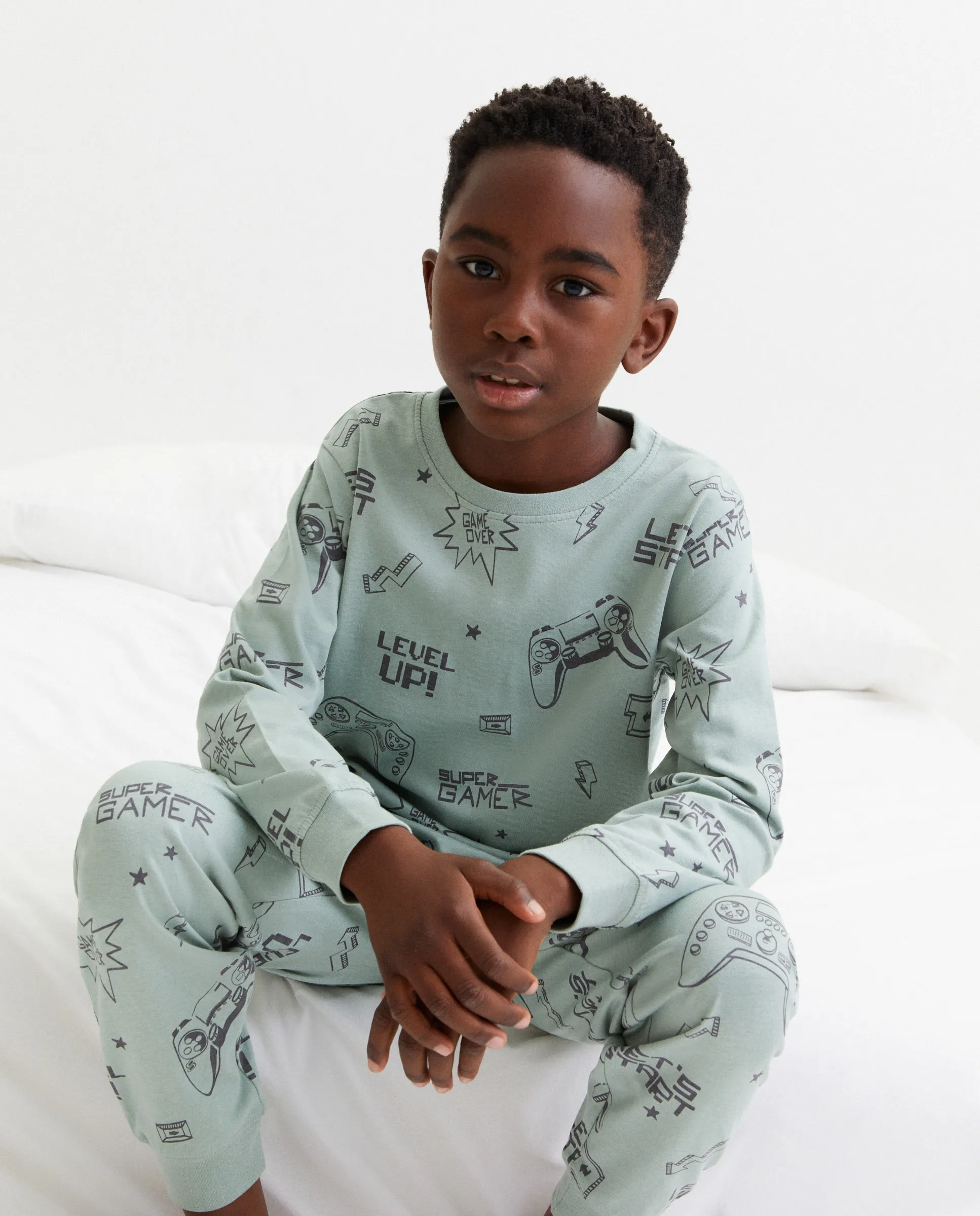 Длинная пижама с принтом для мальчика Cotton Juice, зеленый 
Длинная пижама с принтом для мальчика Cotton Juice, зеленый