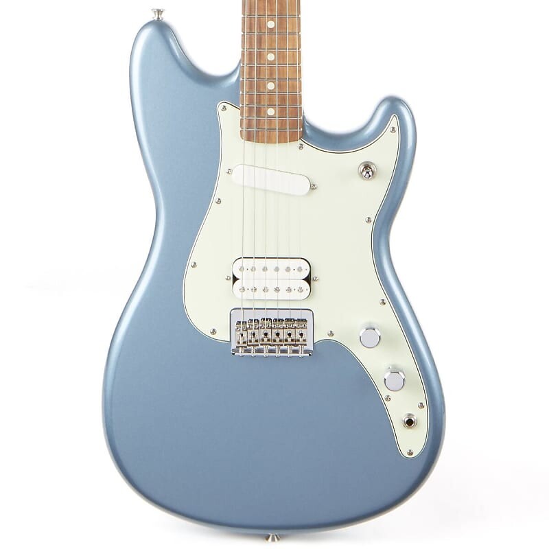 Электрогитара Fender Duo-Sonic HS Ice Blue Metallic
Электрогитара Fender Duo-Sonic HS Ice Blue Metallic