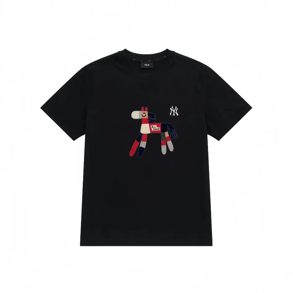 Футболка New York Yankees Unisex MLB, черный
Футболка New York Yankees Unisex MLB, черный