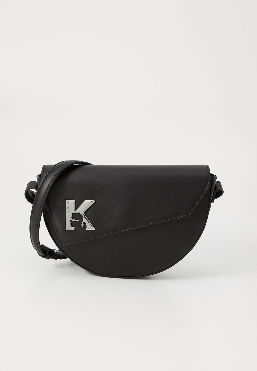 Сумка кросс-боди Karl Lagerfeld Jeans GEO SADDLE BAG , Black
Сумка кросс-боди Karl Lagerfeld Jeans GEO SADDLE BAG , Black