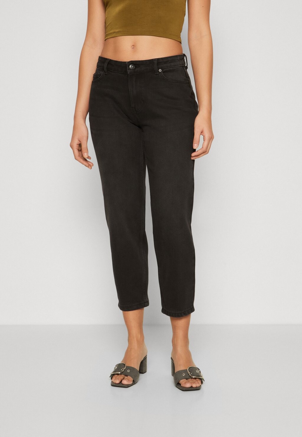 Джинсы Straight Leg VMKYLA Vero Moda Petite, цвет black denim
Джинсы Straight Leg VMKYLA Vero Moda Petite, цвет black denim