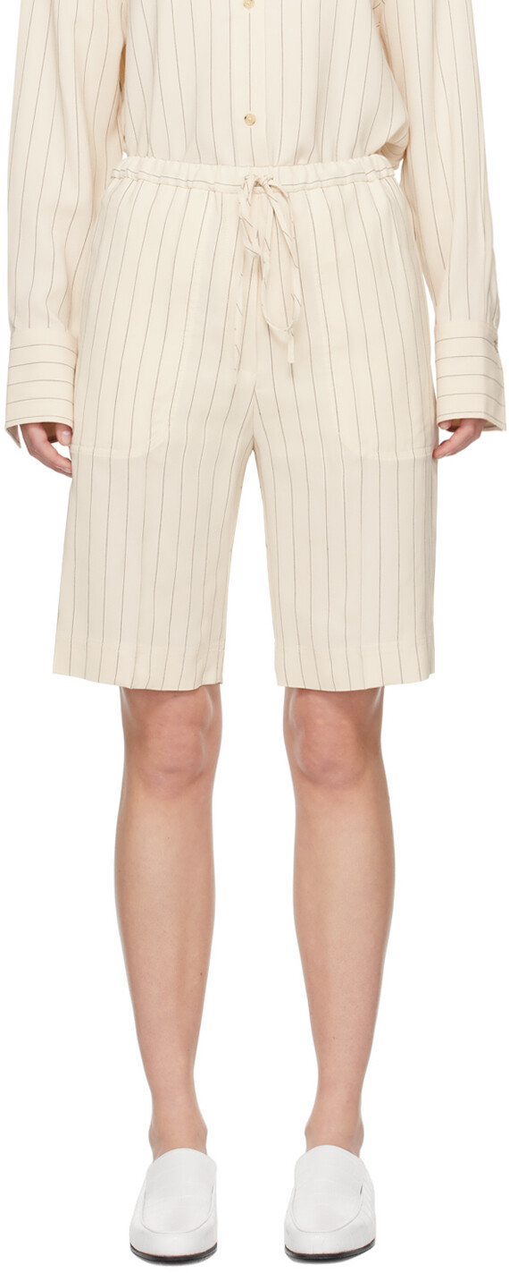 Бежевые свободные шорты Toteme
Бежевые свободные шорты Toteme