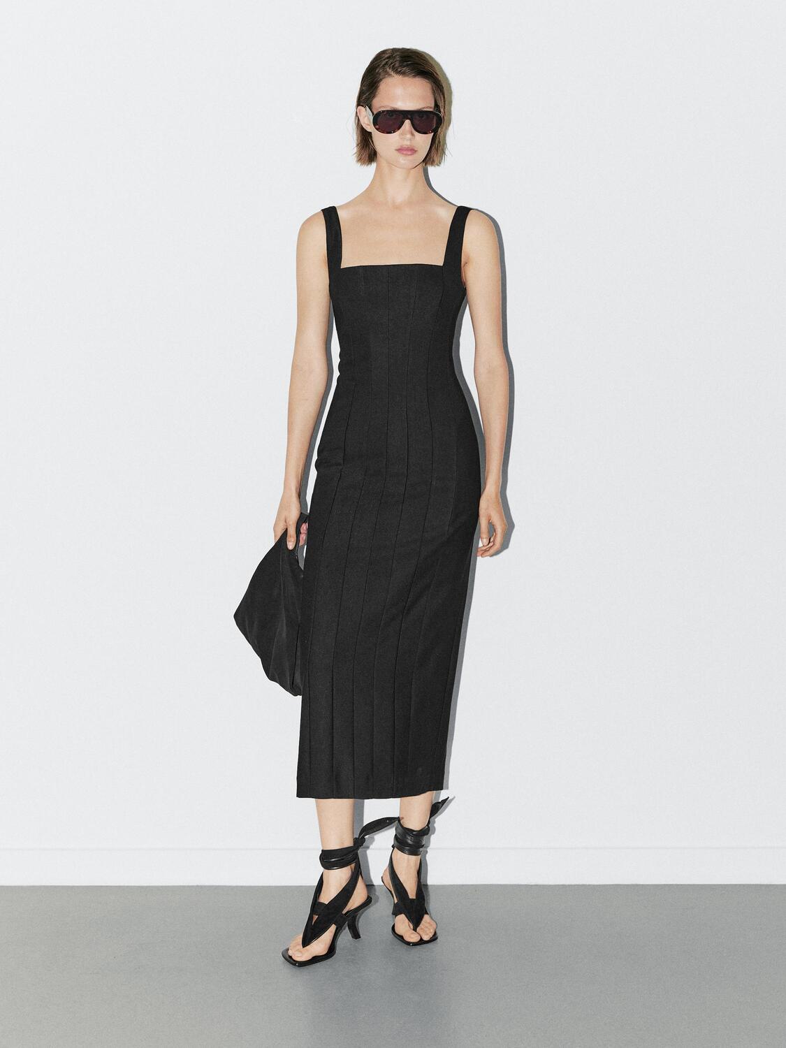 Платье миди облегающее - студия Massimo Dutti, черный
Платье миди облегающее - студия Massimo Dutti, черный