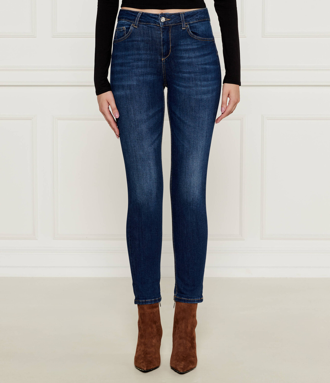 Джинсы Liu Jo Slim Fit, темно-синий
Джинсы Liu Jo Slim Fit, темно-синий