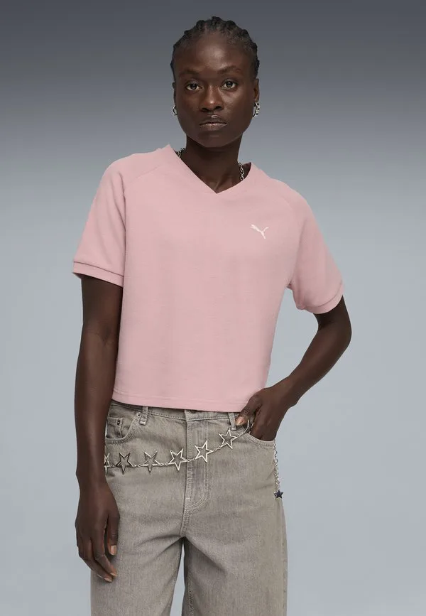 Классная базовая футболка Puma, Rosy Outlook
Классная базовая футболка Puma, Rosy Outlook