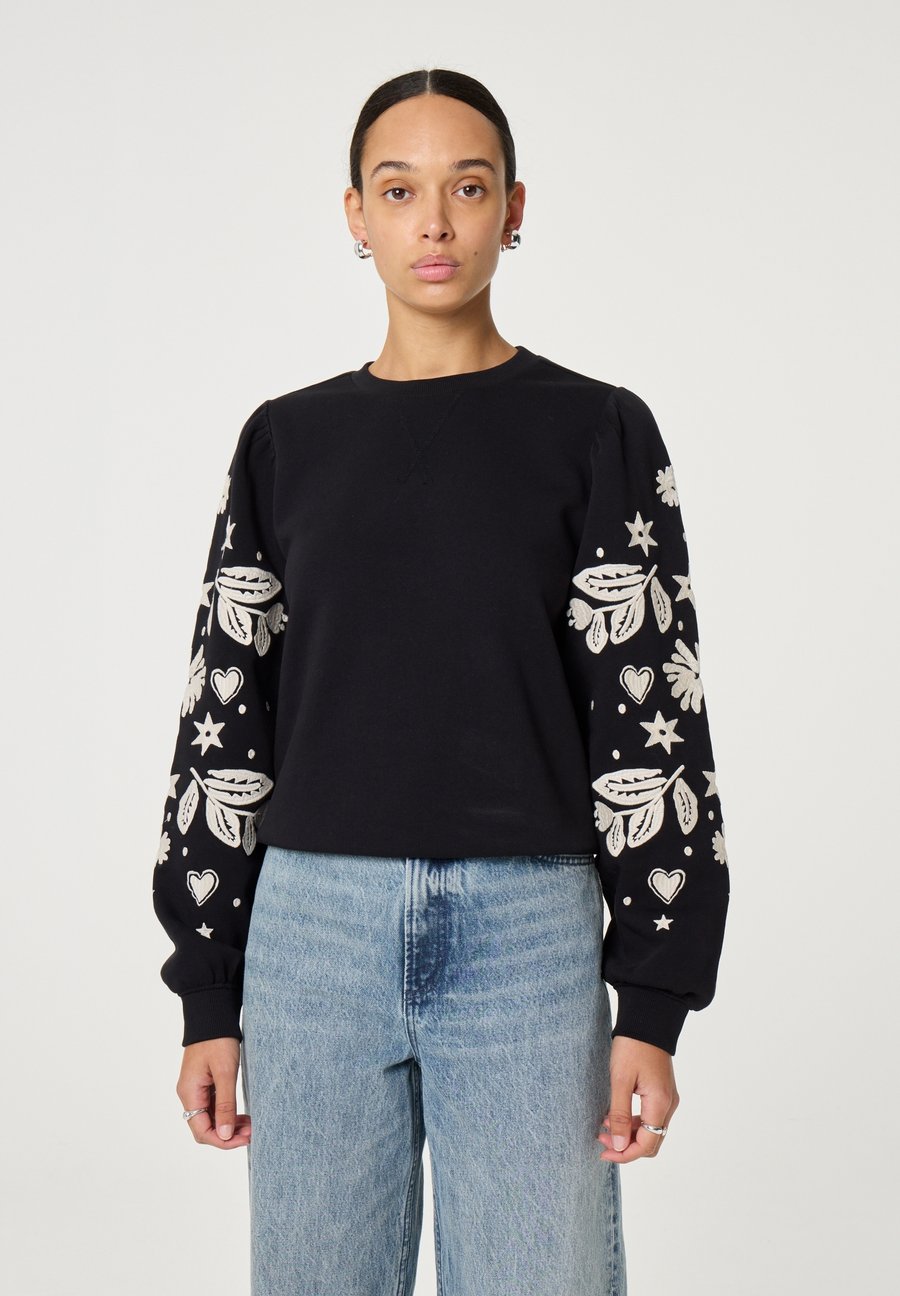 Толстовка Fabienne Chapot Sweatshirt, Black, Черный, Толстовка Fabienne Chapot Sweatshirt, Black
Толстовка Fabienne Chapot Sweatshirt, Black, Черный, Толстовка Fabienne Chapot Sweatshirt, Black
