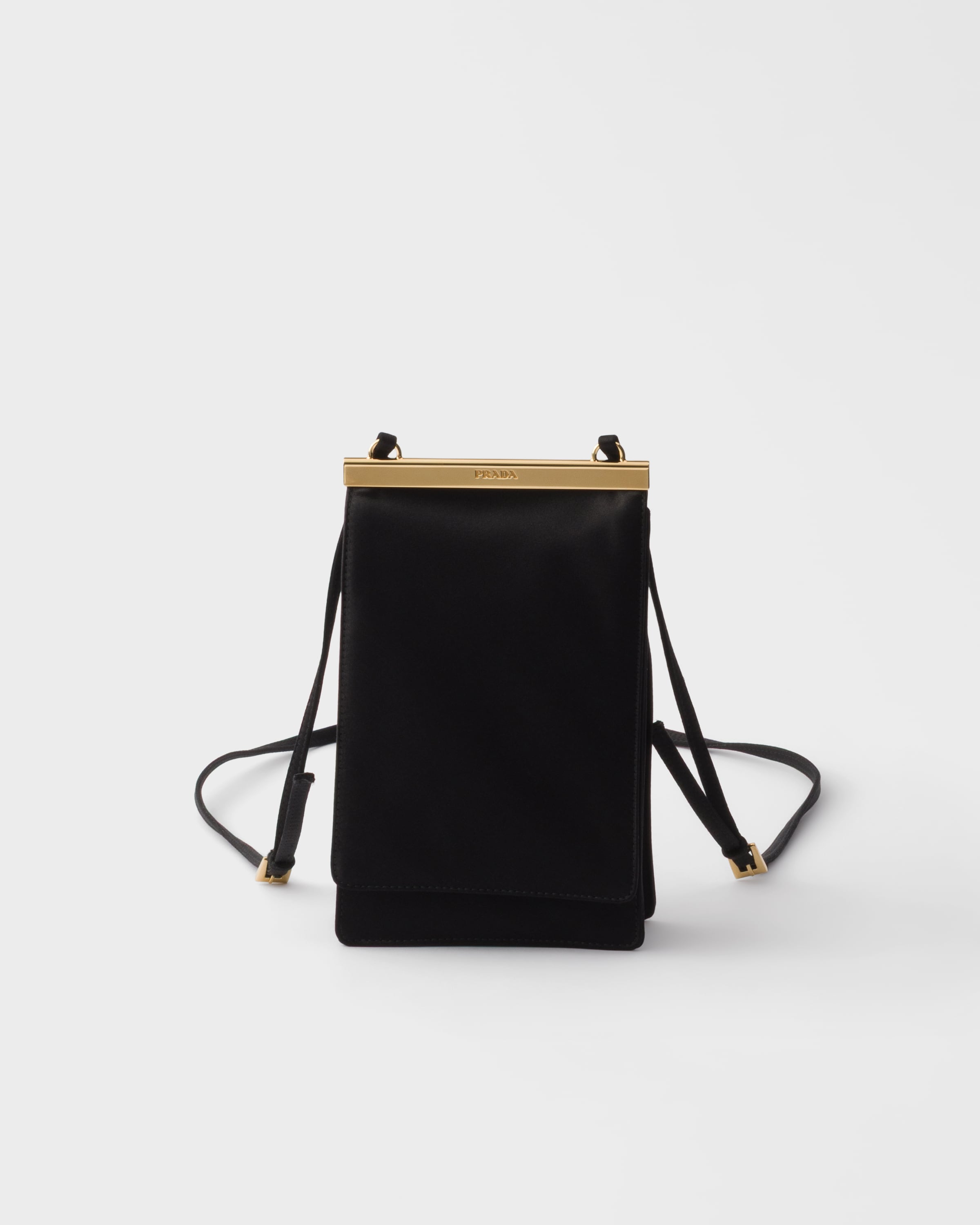 Атласная мини-сумка Prada, черный
Атласная мини-сумка Prada, черный