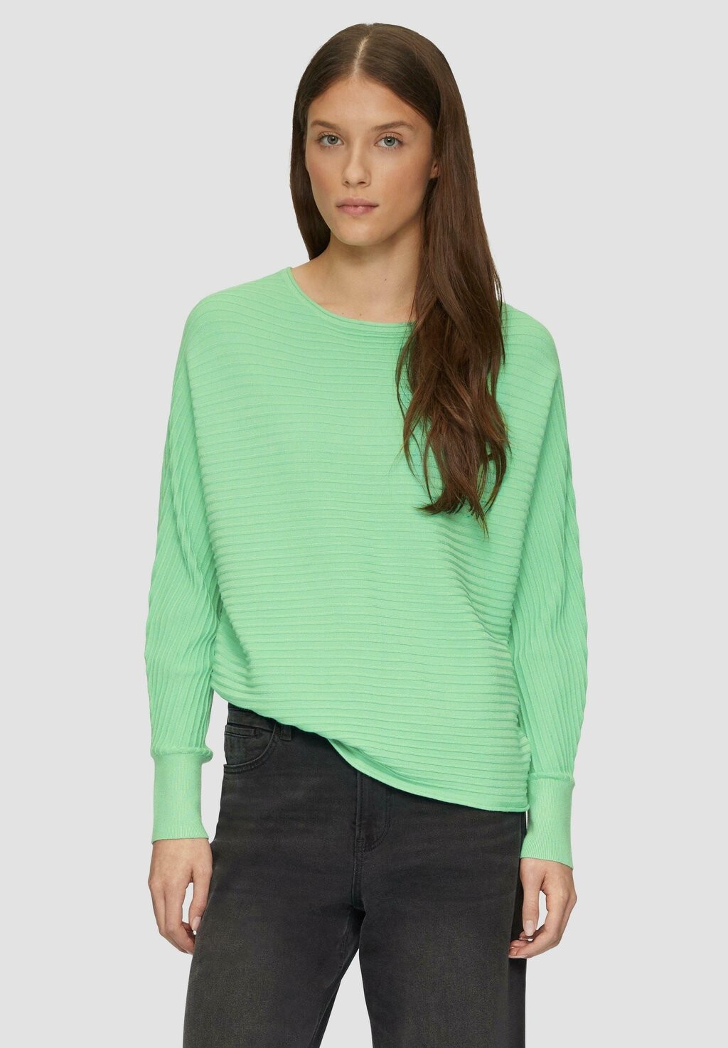 Джемпер MIT FLEDERMAUSÄRMELN s.Oliver, зеленый
Джемпер MIT FLEDERMAUSÄRMELN s.Oliver, зеленый