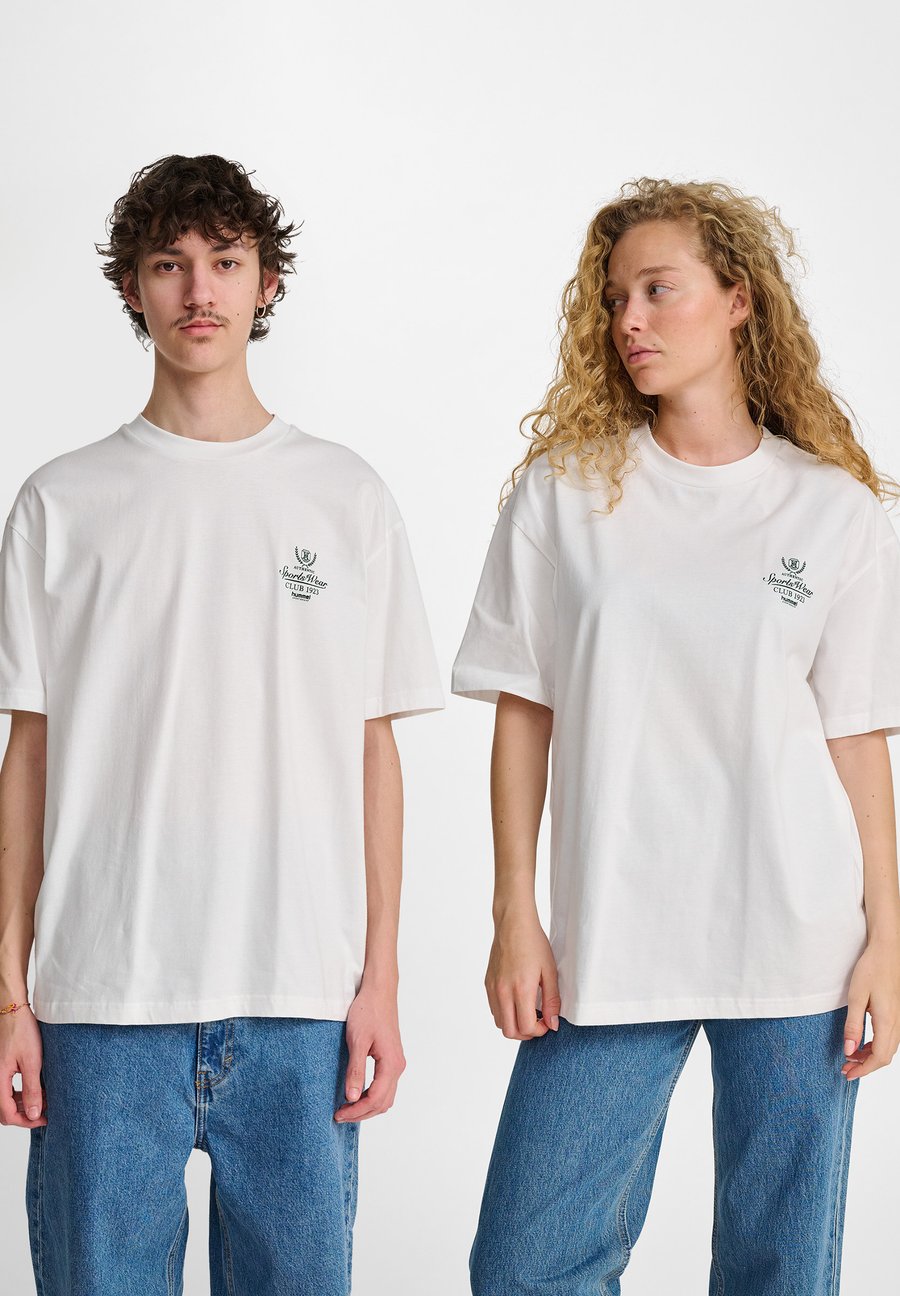 Футболка Hummel LOOSE S/S CLUB, White Dark Green/White, Белый, Футболка Hummel LOOSE S/S CLUB, White Dark Green/White
Футболка Hummel LOOSE S/S CLUB, White Dark Green/White, Белый, Футболка Hummel LOOSE S/S CLUB, White Dark Green/White