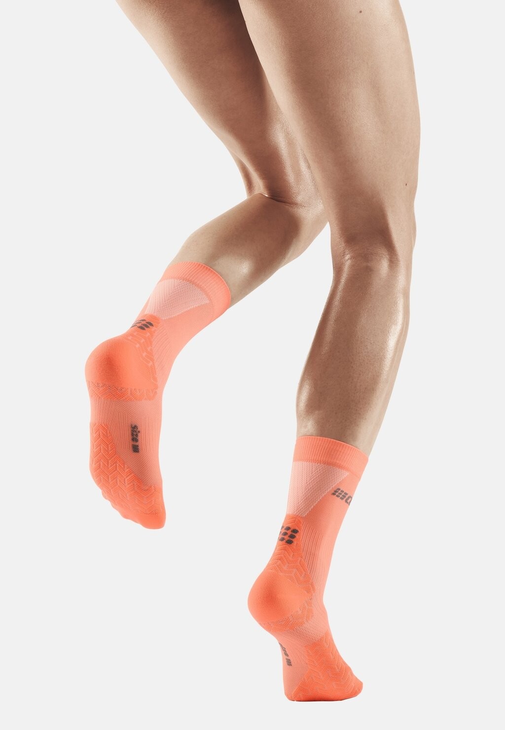 Спортивные носки ULTRALIGHT COMPRESSION SOCKS MID CUT WOMEN, MADE IN GERMANY CEP, коралл
Спортивные носки ULTRALIGHT COMPRESSION SOCKS MID CUT WOMEN, MADE IN GERMANY CEP, коралл