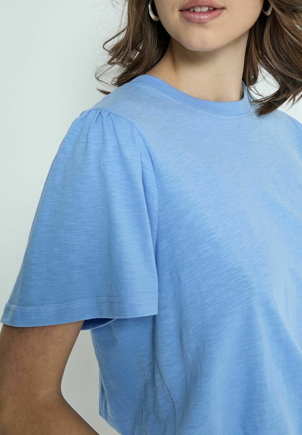 Базовая футболка Petula Short Sleeve Minus, синий
Базовая футболка Petula Short Sleeve Minus, синий