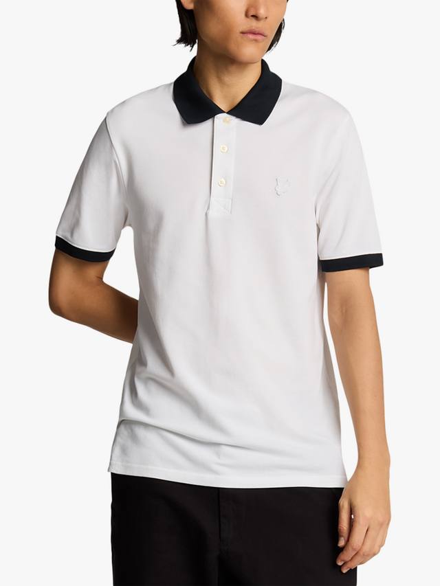 Футболка-поло из супертонкого хлопкового микса с контрастной отделкой Lyle & Scott, White/Dark Navy
Футболка-поло из супертонкого хлопкового микса с контрастной отделкой Lyle & Scott, White/Dark Navy