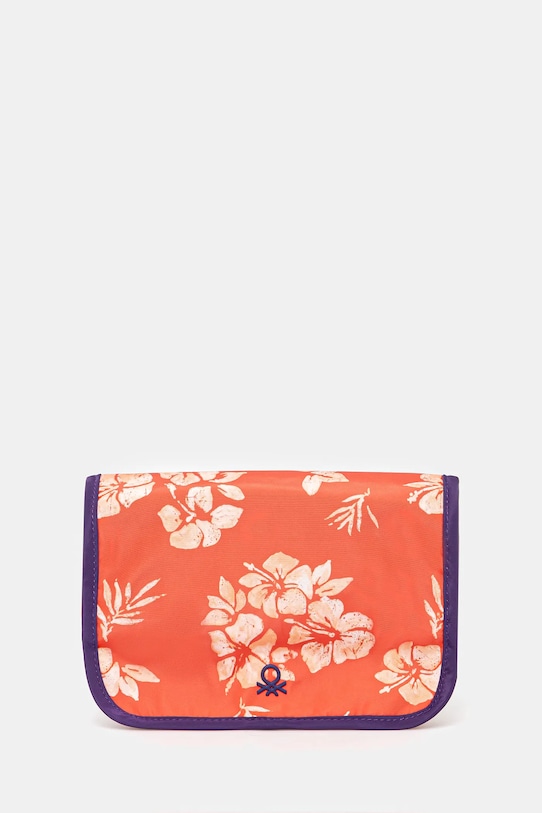 Косметичка United Colors Of Benetton, оранжевый
Косметичка United Colors Of Benetton, оранжевый