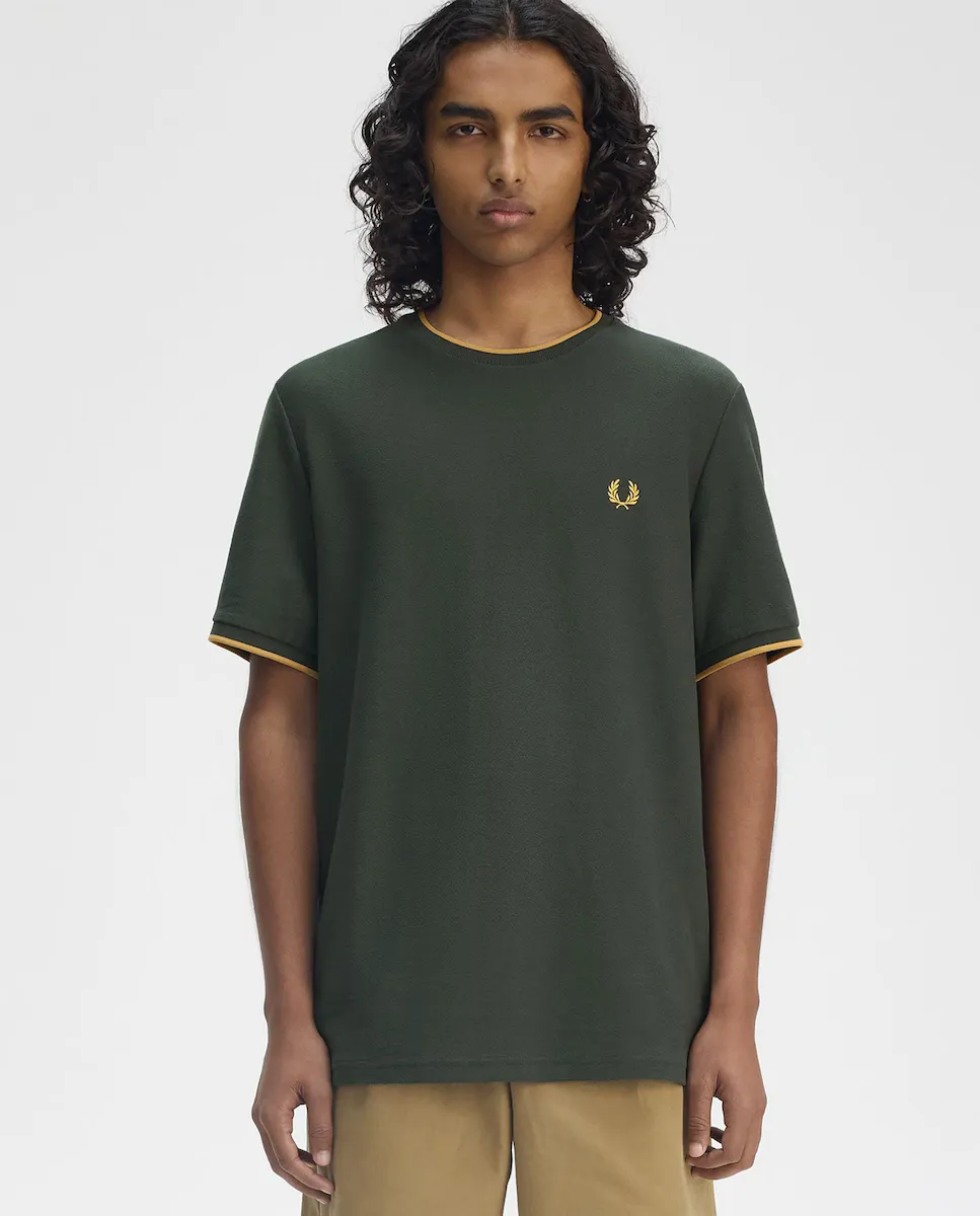Мужская футболка с короткими рукавами и окантовкой Fred Perry, темно-зеленый
Мужская футболка с короткими рукавами и окантовкой Fred Perry, темно-зеленый