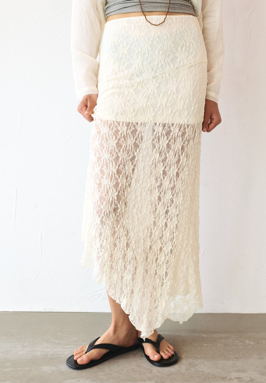 Юбка PULL&BEAR ASYMMETRIC MIDI , Beige
Юбка PULL&BEAR ASYMMETRIC MIDI , Beige