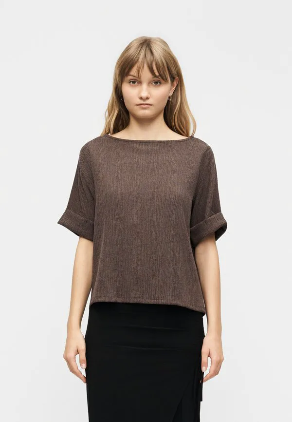 Базовая футболка vmluna с вырезом-лодочкой Vero Moda, Chocolate Brown, Коричневый, Базовая футболка vmluna с вырезом-лодочкой Vero Moda, Chocolate Brown
Базовая футболка vmluna с вырезом-лодочкой Vero Moda, Chocolate Brown, Коричневый, Базовая футболка vmluna с вырезом-лодочкой Vero Moda, Chocolate Brown