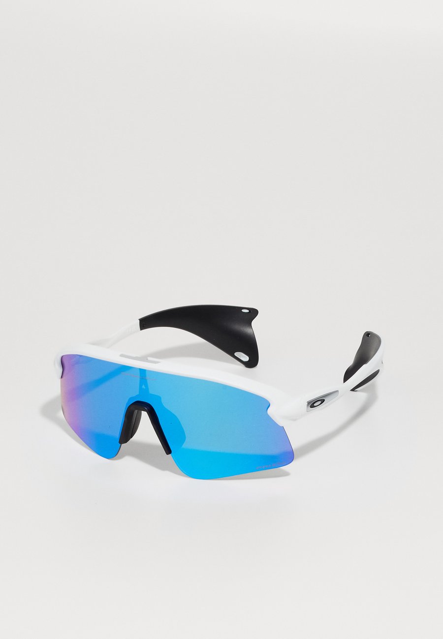 Солнцезащитные очки Oakley STUNT DEVIL UNISEX, Matte White/White
Солнцезащитные очки Oakley STUNT DEVIL UNISEX, Matte White/White