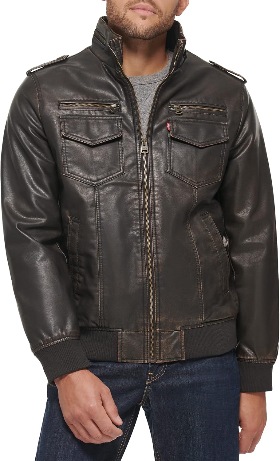 Мужская винтажная куртка-бомбер Levi's из искусственной кожи с оленем (стандартная и для больших и высоких), Dark Brown Quilted
Мужская винтажная куртка-бомбер Levi's из искусственной кожи с оленем (стандартная и для больших и высоких), Dark Brown Quilted