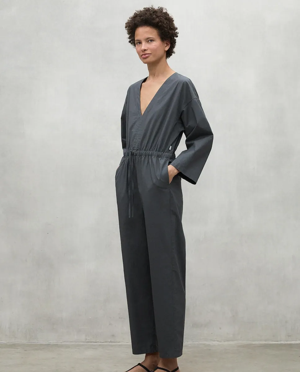 Женский комбинезон с длинными брюками, эластичным поясом и боковыми карманами Ecoalf, темно-серый
Женский комбинезон с длинными брюками, эластичным поясом и боковыми карманами Ecoalf, темно-серый