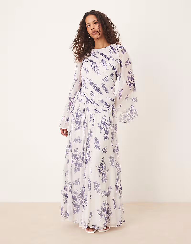 ASOS DESIGN асимметричное платье макси с заниженной талией и открытой спиной с фиолетовым цветочным принтом
ASOS DESIGN асимметричное платье макси с заниженной талией и открытой спиной с фиолетовым цветочным принтом