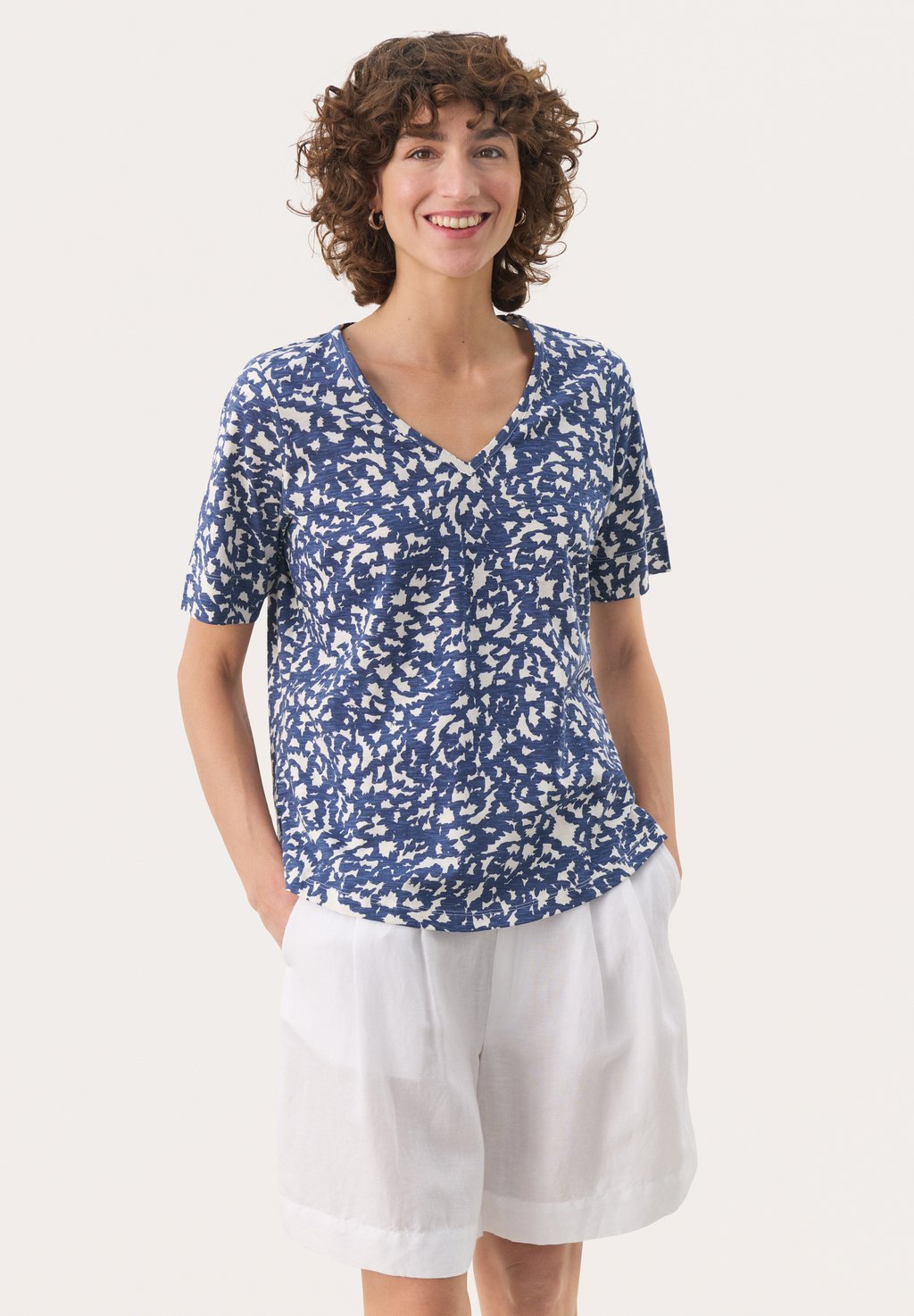 Футболка с принтом CURLIAPW Part Two, синий
Футболка с принтом CURLIAPW Part Two, синий