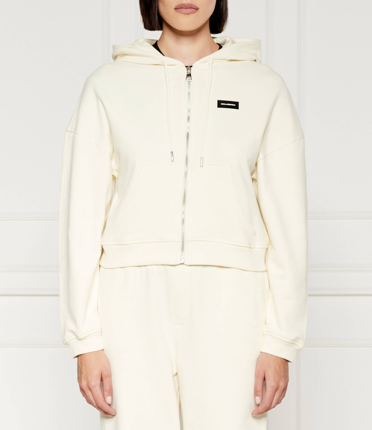 Толстовка Karl Lagerfeld Regular Fit, бежевый
Толстовка Karl Lagerfeld Regular Fit, бежевый