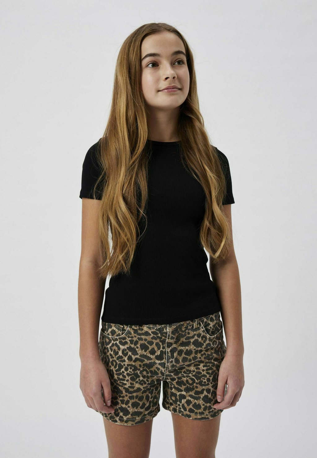 Джинсовые шорты LEOPRINT TWO SOON, бежевый
Джинсовые шорты LEOPRINT TWO SOON, бежевый