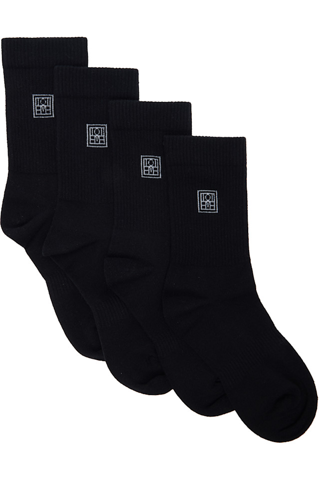 Набор из двух пар носков с монограммой Toteme, черный
Набор из двух пар носков с монограммой Toteme, черный