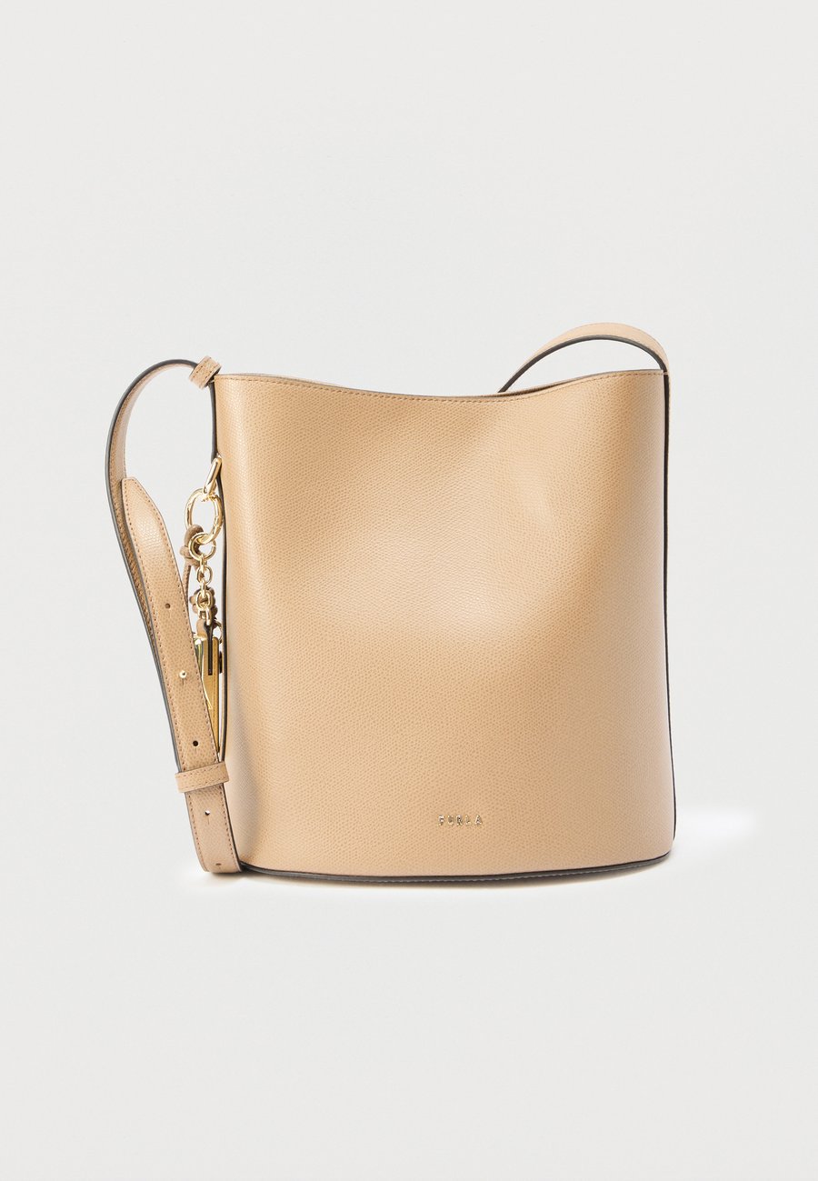 Сумка кросс-боди Furla ROXIE BUCKET, Toffee/Beige
Сумка кросс-боди Furla ROXIE BUCKET, Toffee/Beige