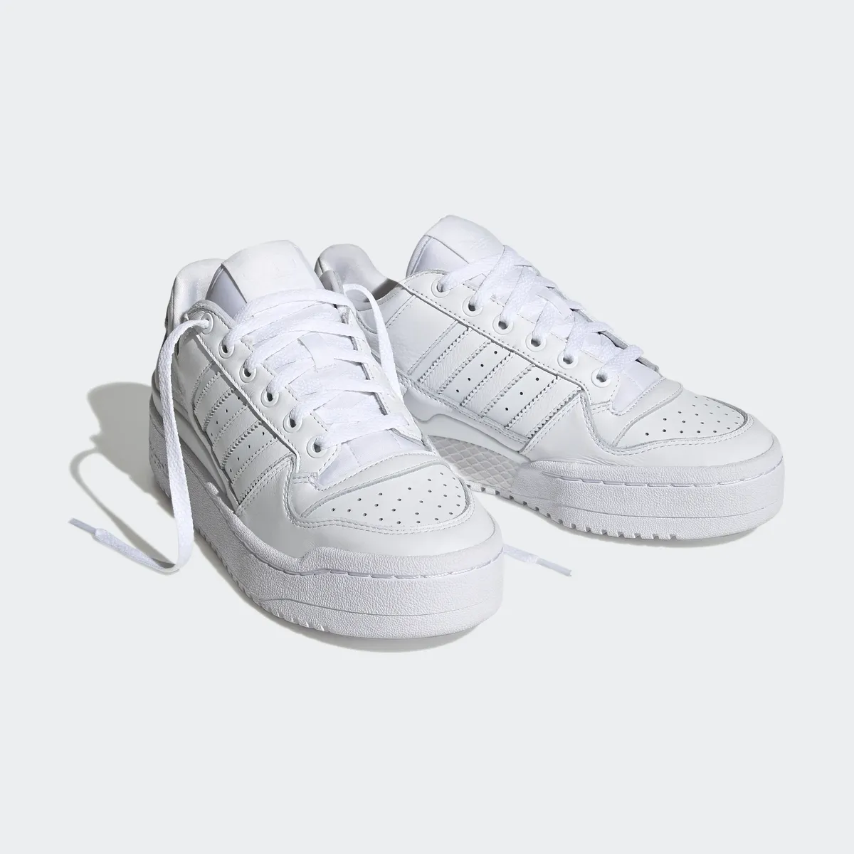 Кроссовки Adidas Originals "FORUM BOLD STRIPES", белый
Кроссовки Adidas Originals "FORUM BOLD STRIPES", белый