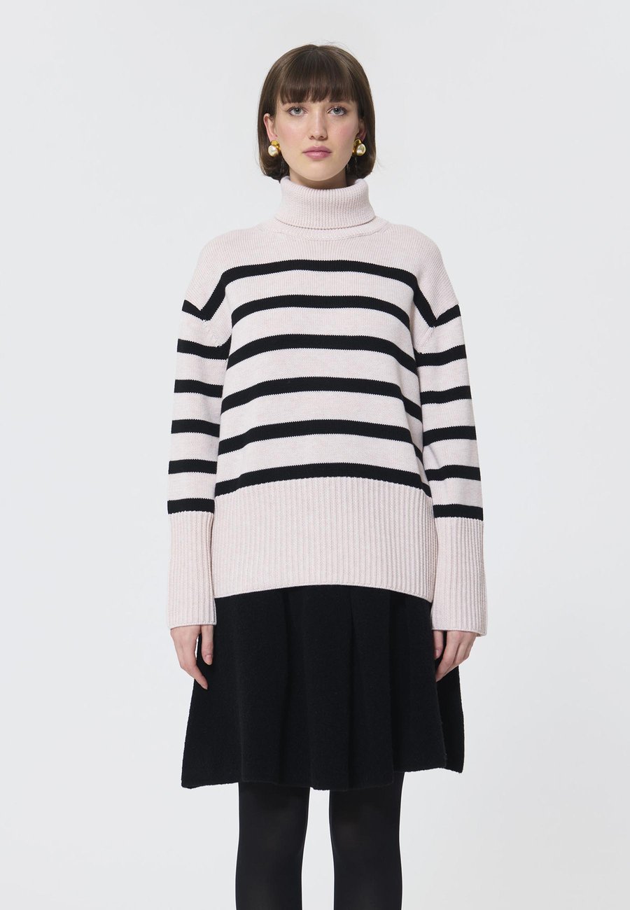 Джемпер Tara Jarmon PACOME, Ecru/Off-White
Джемпер Tara Jarmon PACOME, Ecru/Off-White