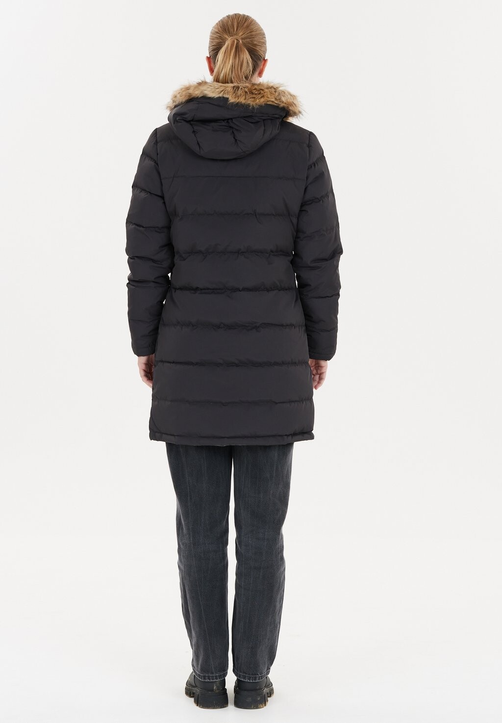 Зимнее пальто STEPP Vertical, черный
Зимнее пальто STEPP Vertical, черный