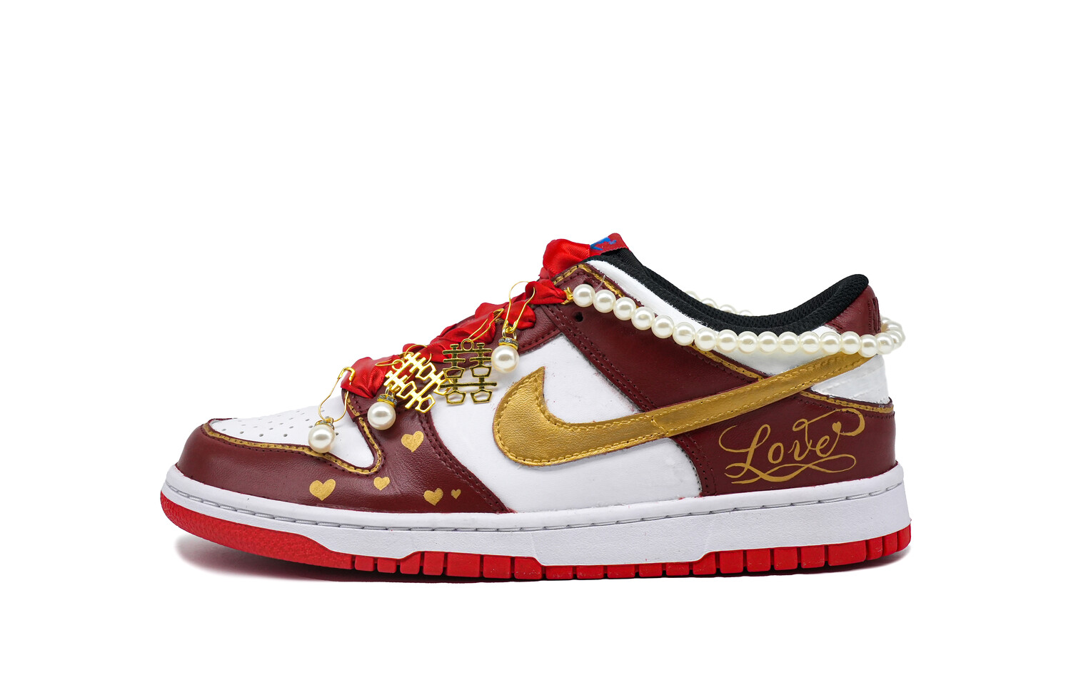 Кроссовки Nike Dunk Skateboarding Shoes Women's Low-top White/red, белый/красный
Кроссовки Nike Dunk Skateboarding Shoes Women's Low-top White/red, белый/красный